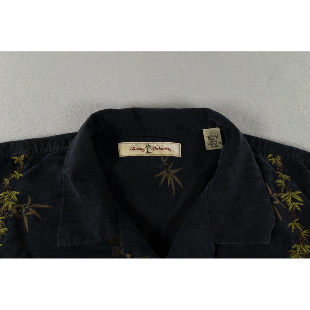 Tommy Bahama Mens Large Black 100% Silk Bamboo Floral Print Camp Shirt Short Slv - Picture 2 of 7